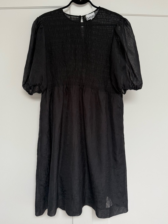 Ganni Dresses & Skirts - Ganni Black Puff-Sleeve Smocked Midi Dress